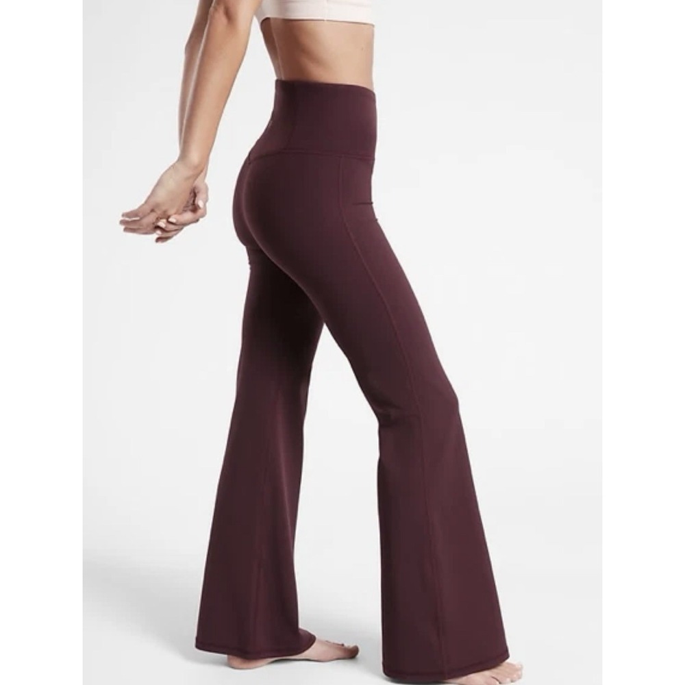 NWT Athleta Elation Ultra High Rise Flare Pant Spiced Cabernet Size XS‎ 981680 - Picture 3 of 7